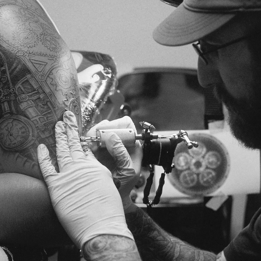 Victoria, BC Tattoo Shop - Tattoo Artist - Cohen Floch - Large Custom  Tattoos - Vanc… | Japanische tattoos, Traditionelle japanische tattoos,  Japanische tätowierung
